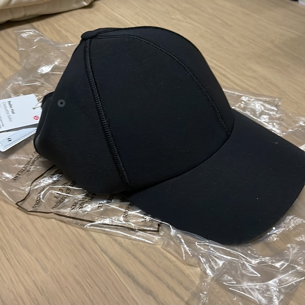Brand new Lululemon Baller Hat in black